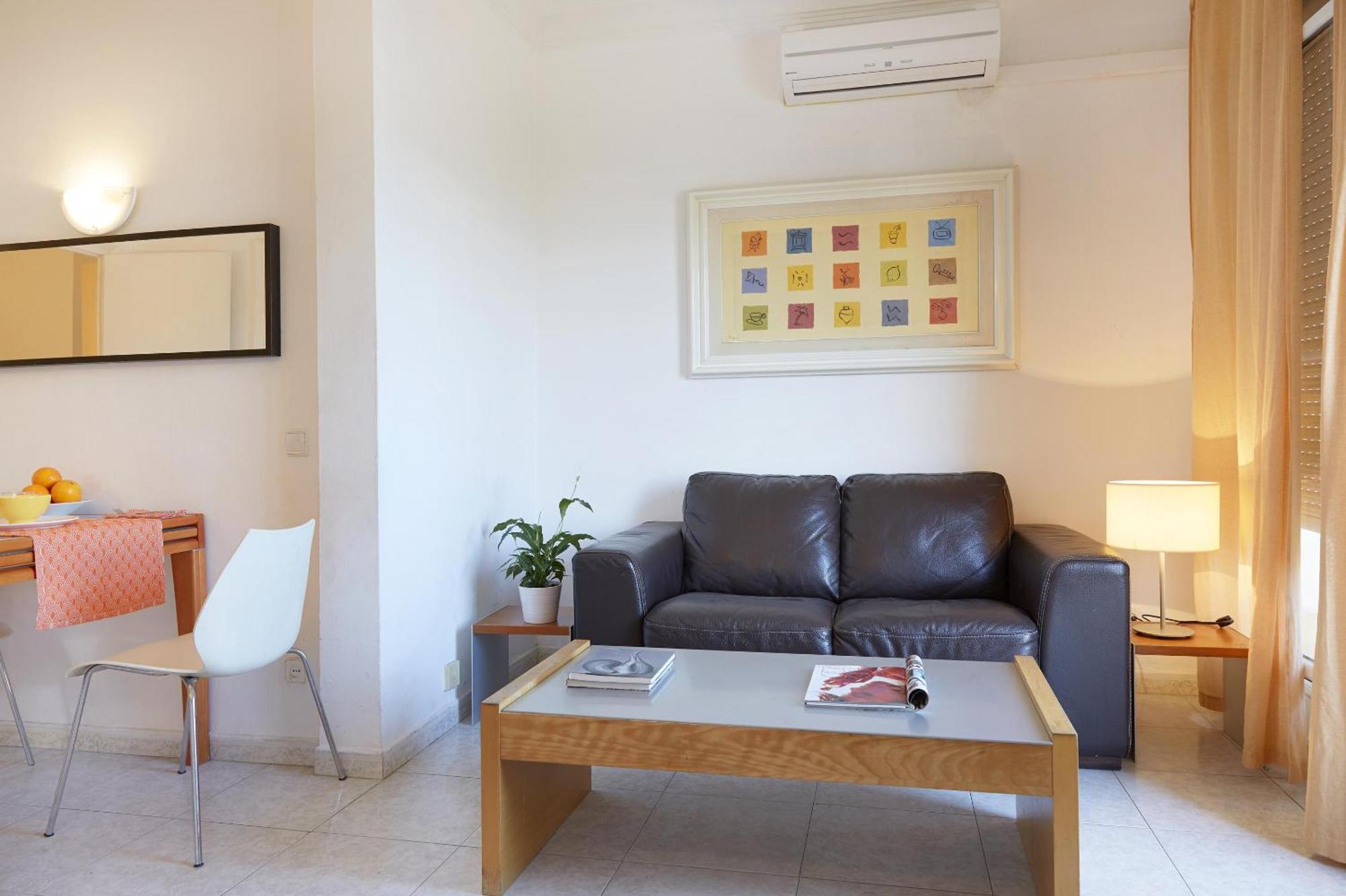 Apartamentos Calvet Barcelona Exterior foto