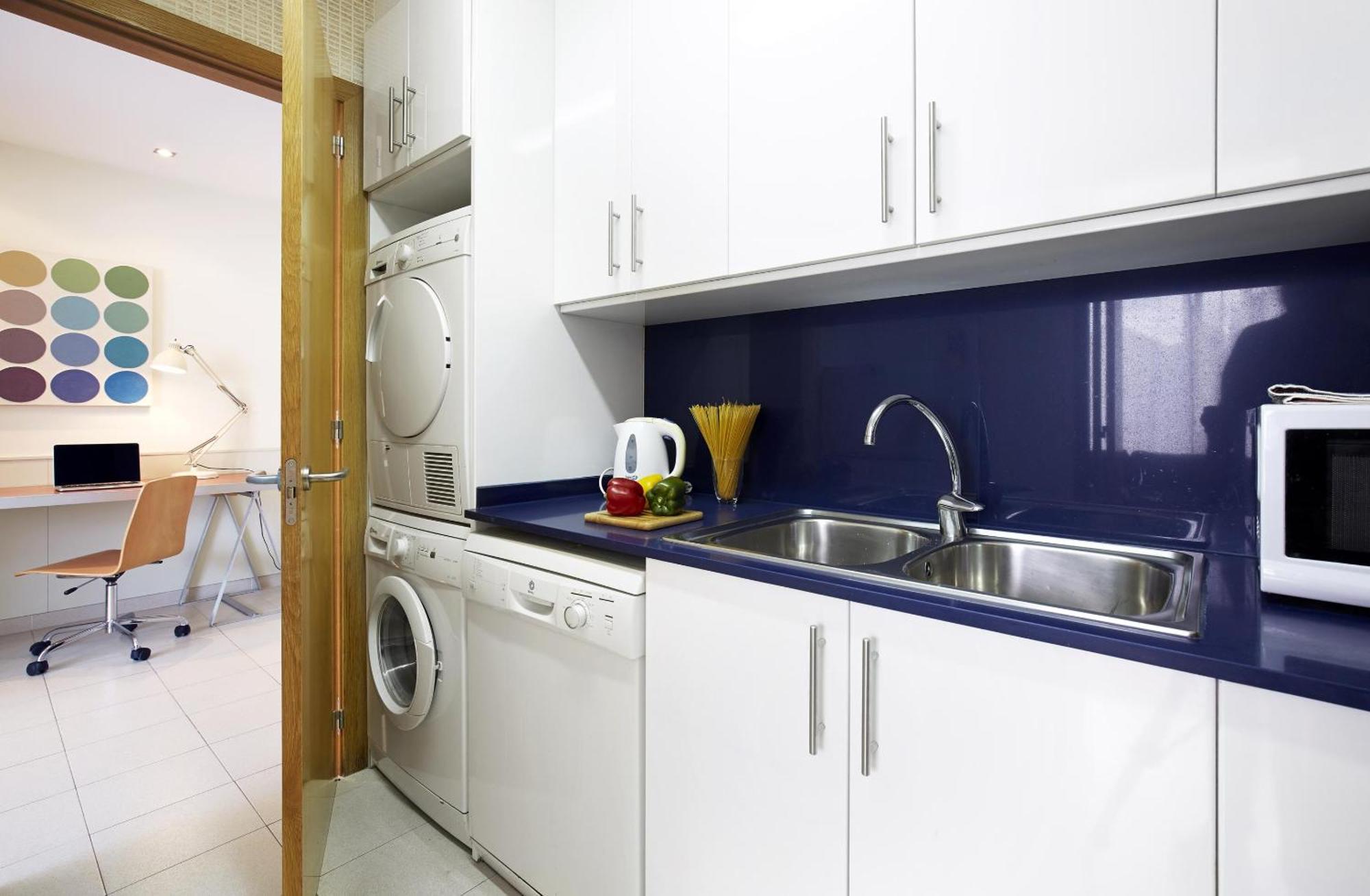 Apartamentos Calvet Barcelona Exterior foto