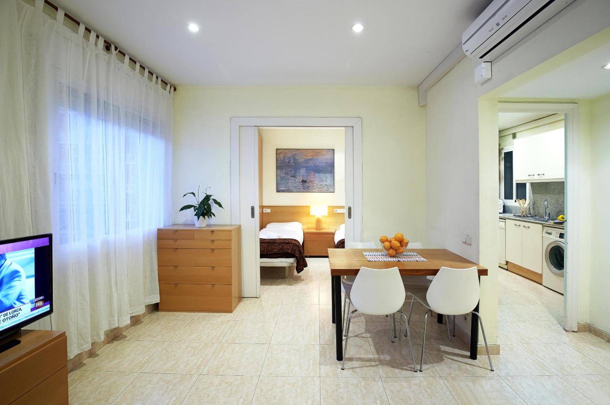 Apartamentos Calvet Barcelona Exterior foto